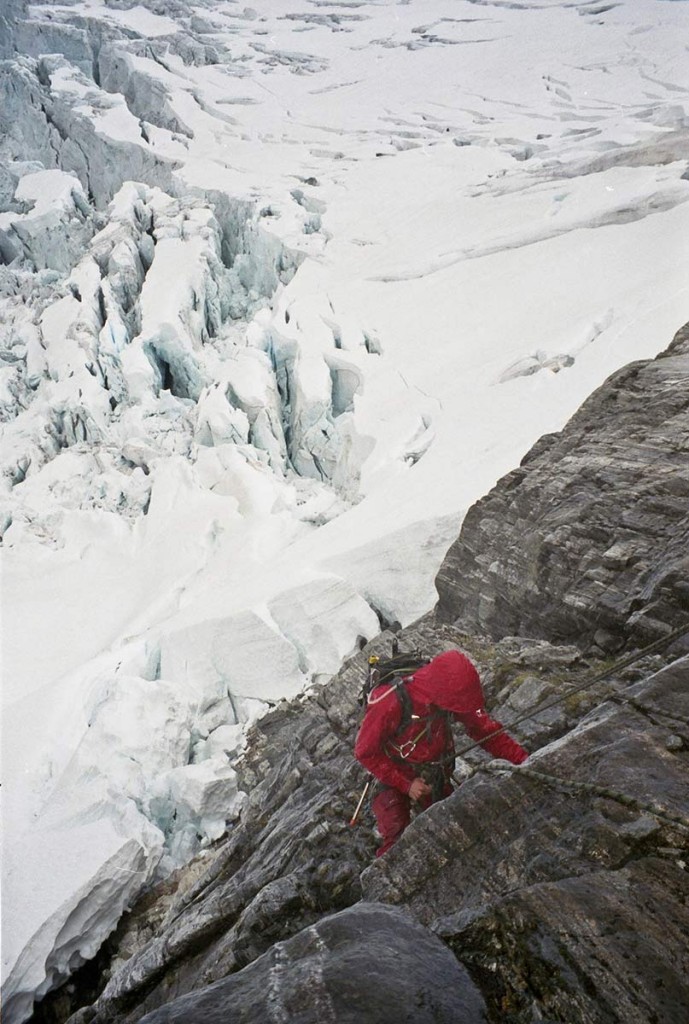 Mads Peter Skovbjerg Fogh i fuld skalbeklædning i de norske fjelde. Foto: Mads Peter Skovbjerg Fogh.