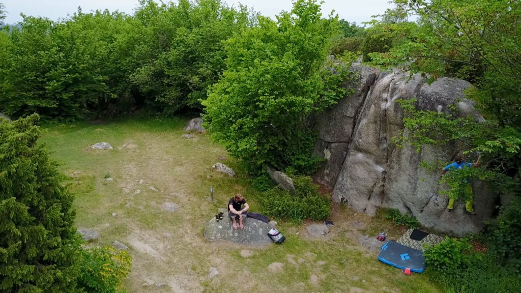 Bouldering. Tekniktræning med Esben Seir på Kjugekull. Foto: Camilla Hylleberg.